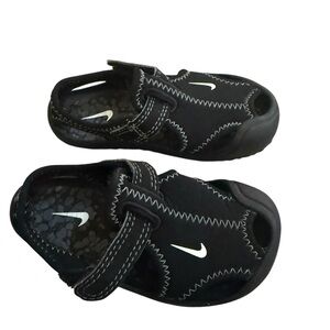 Nike Black Water Shoes with Velcro Strap and Textured Footbed